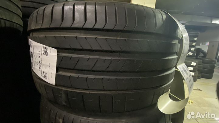 Pirelli P Zero PZ4 285/30 R22