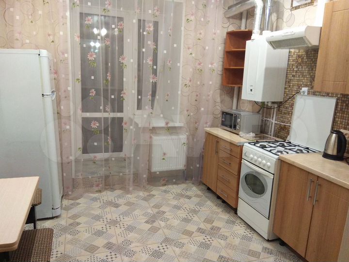 1-к. квартира, 40 м², 3/15 эт.