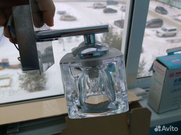 Прикроватный бра