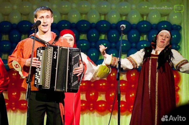 Баянист на праздник