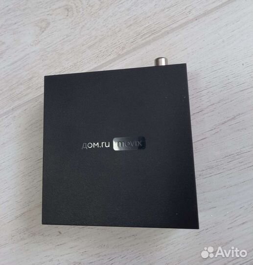 Smart TV приставка Movix