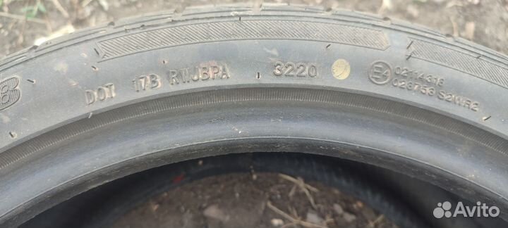 Sailwin Venusatr 08 275/35 R19