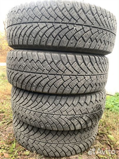 Bfgoodrich G-Force Stud 215/60 R16