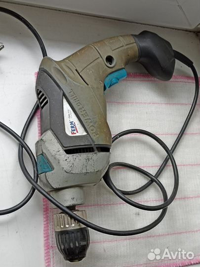 Электродрель Ferm рабочая
