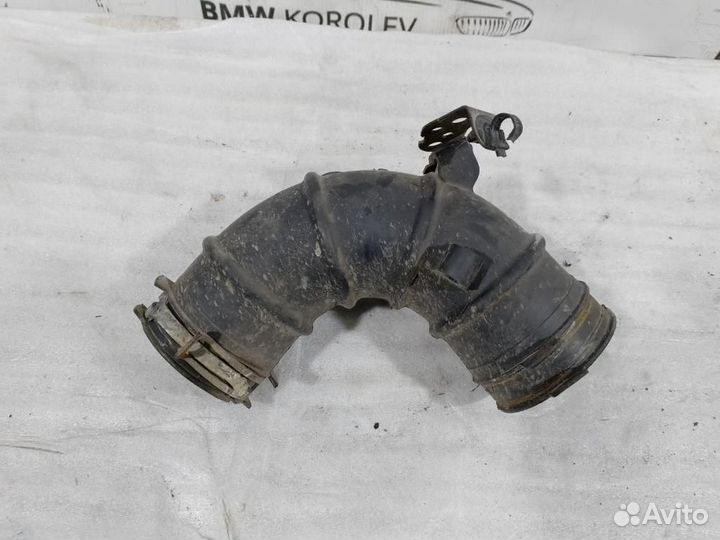 Патрубок воздушного фильтра (2000-2006) Toyota RAV