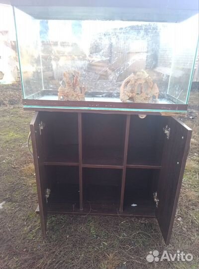 Аквариум с тумбой