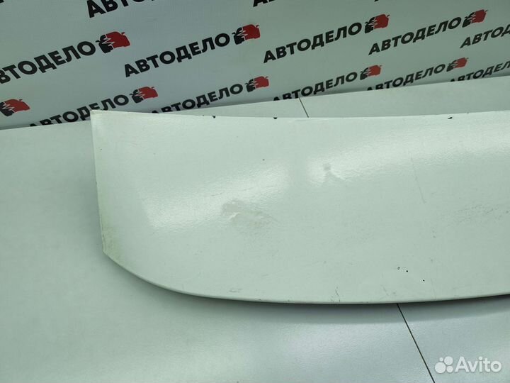 Спойлер крышки багажника Ford Focus II 2006 г.в