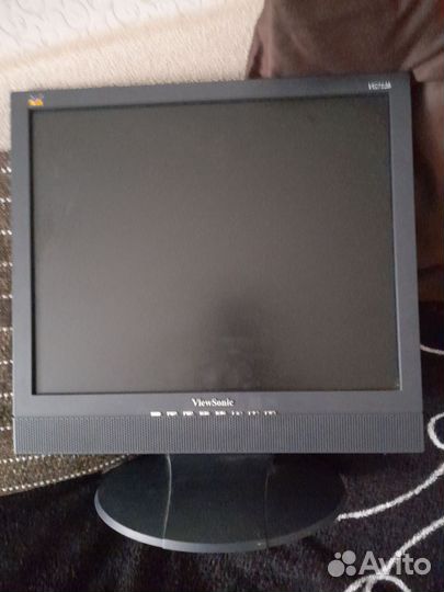 Монитор Viewsonic VG712B