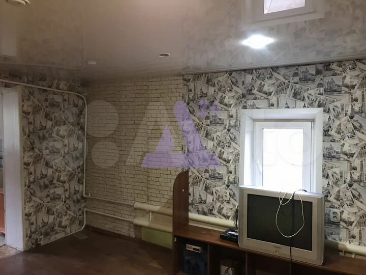 Дом 35 м² на участке 1,5 сот.