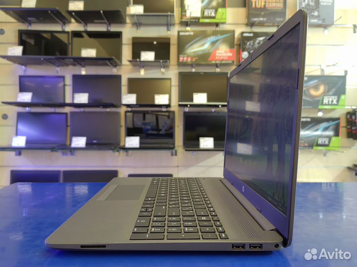 Ноутбук HP для учебы, школьнику или студенту