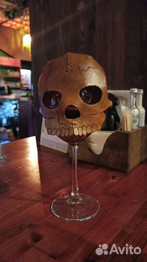 Череп из натуральной кожи