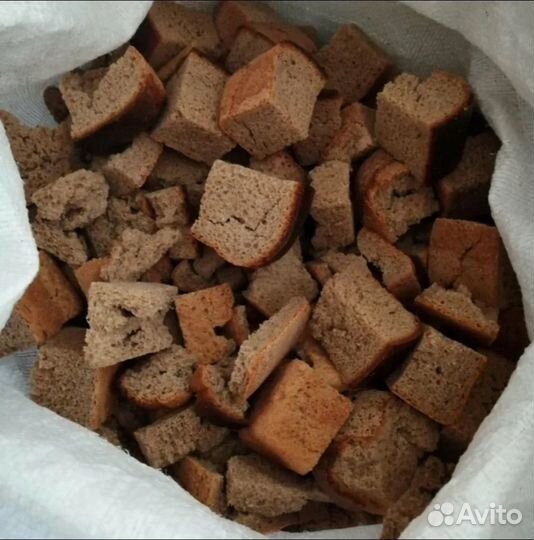 Сухари на корм животным