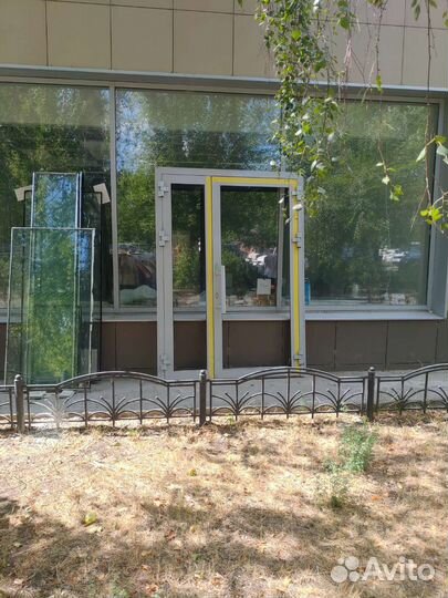 Дверь входная алюминиевая бу