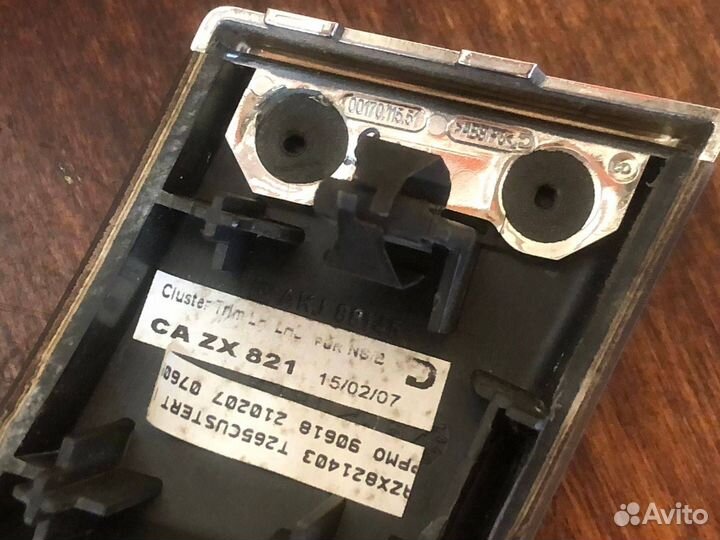 Декоративная накладка торпедо Cadillac SRX 2007