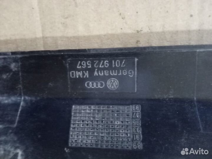 Крышка акб 701 972 567 transporter t4