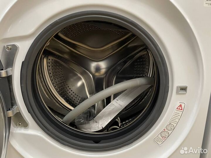 Стиральная машина Haier HW60-BP10919B