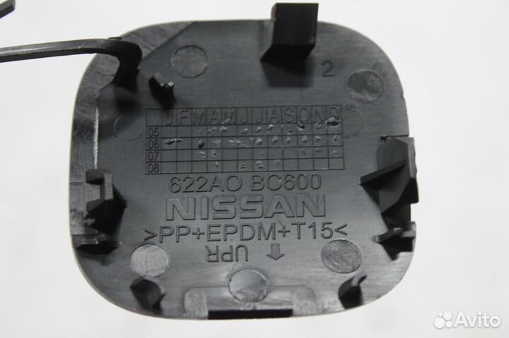 Крышка буксировочной петли Nissan Micra