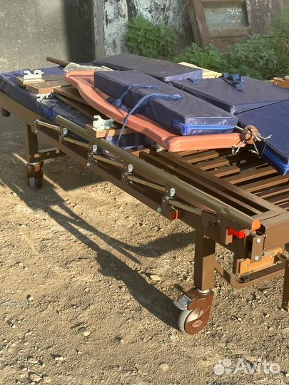 Кровать для лежачих больных бу