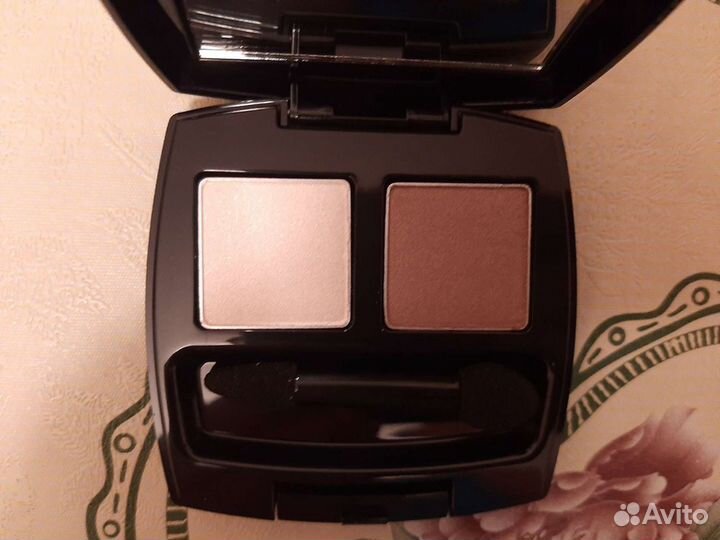 Тени для век