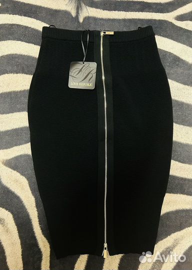 Юбка женская на замке