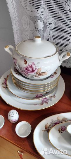 Столовый сервиз новый