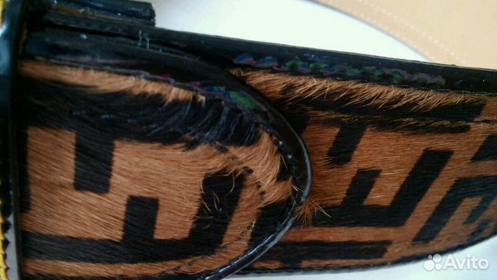 Кожаный ремень