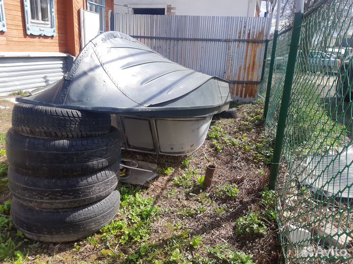 Лодка Казанка Катер