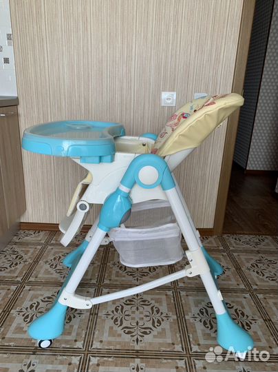 Стульчик для кормления corol