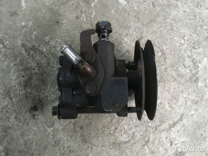 Насос гидроусилителя (Hyundai H200)