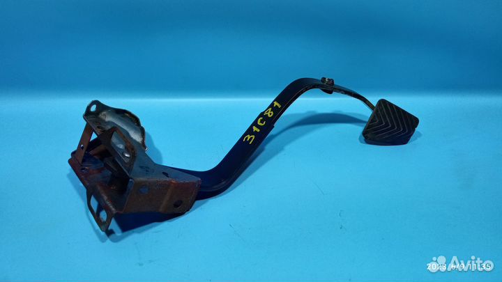 Педаль сцепления для Mitsubishi Lancer 9