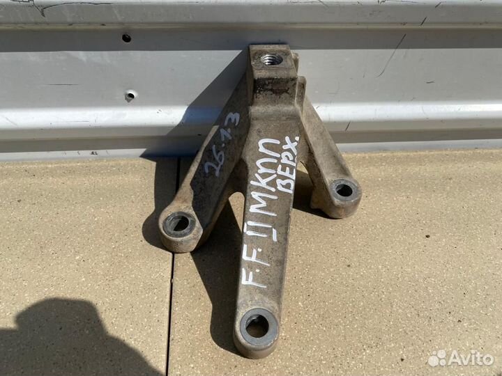 Кронштейн кпп Ford Focus 2