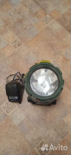 Фонарь аккумуляторный