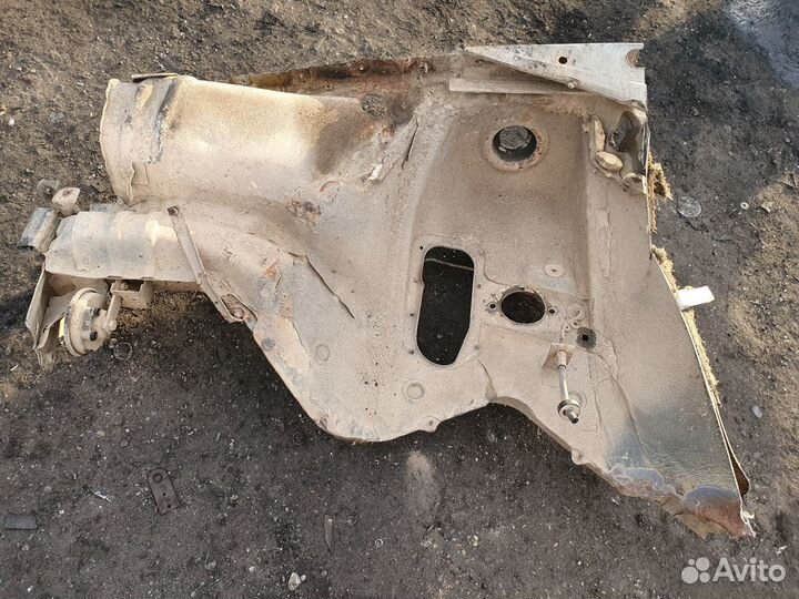 Лонжерон передний левый Audi 80 90 B3 b4 в3 б3 в4