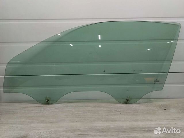 Стекло двери переднее Мерседес 203 купе L w203