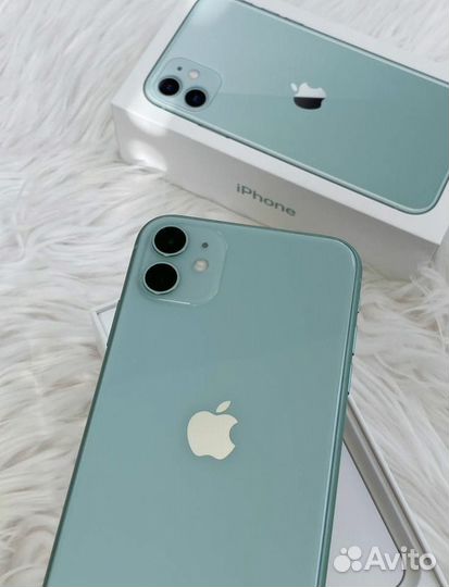 Телефон iPhone 11