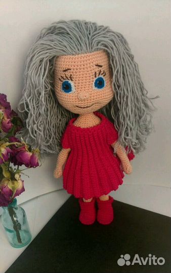 Кукла вязаная