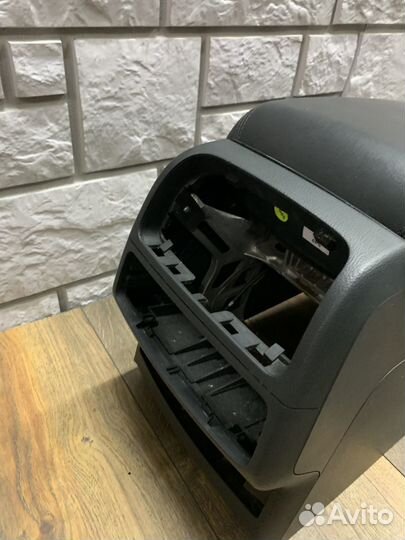 Audi A7 Sportback (4G8) Консоль центральная