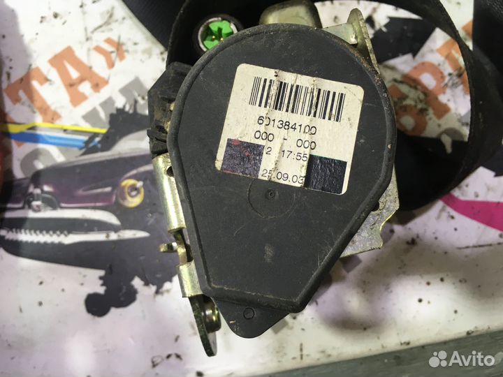 Мерседес Вито Ремень безопасности передний Прав