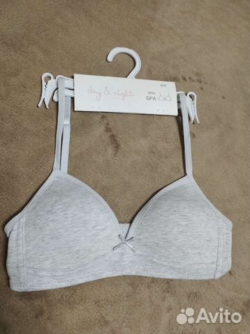 Бюстгальтер для девочки новый