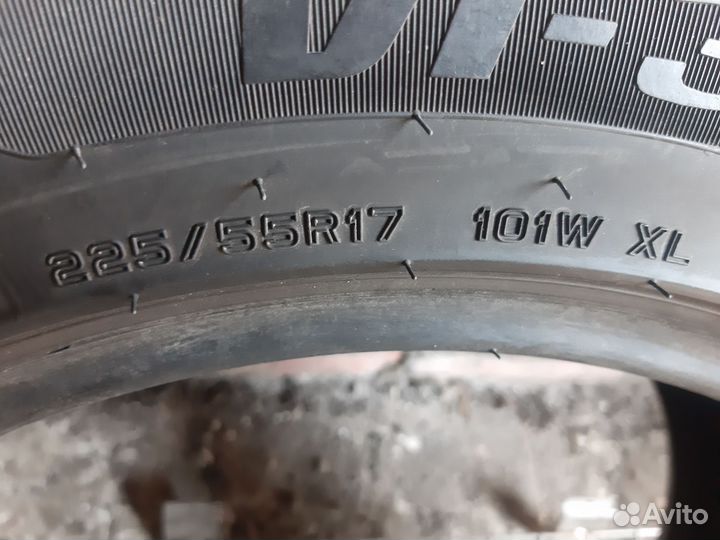 Ovation VI-388 235/55 R17 101W