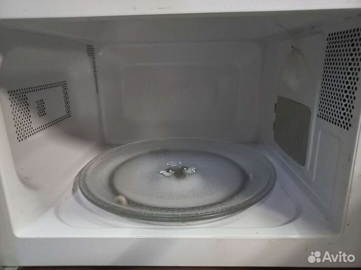 Микроволновая печь Horizont20MW800-1378