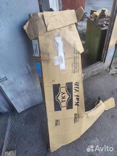 Крыло переднее правое Ниссан Санни В-14