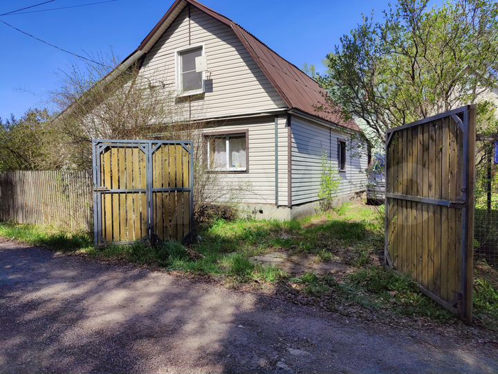 Дача 100 м² на участке 6 сот.