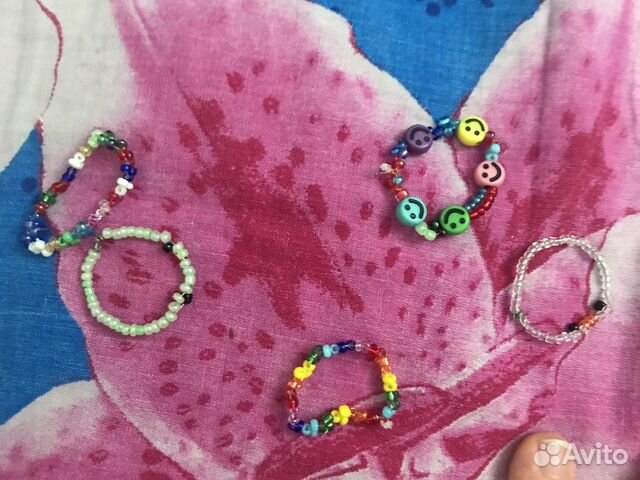 Набор колец из бисера + серьги. Ручная работа