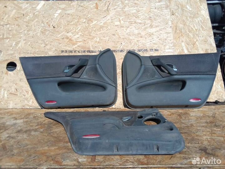 Дверные карты передние пара задняя левая Renault L