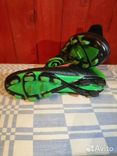 Бутсы новые