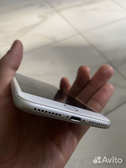 iPhone 8 Plus, 64 ГБ