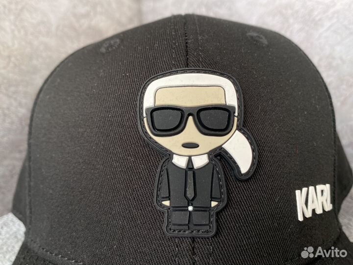 Бейсболка черная Karl Lagerfeld