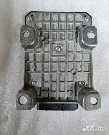 Блок управления пневмоподвеской подвески Audi Q7