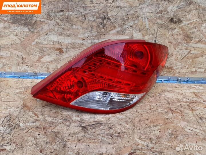 Фонарь задний правый Peugeot 207 рест. 2011